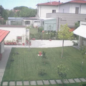 Bed & Breakfast A Due Passi Dal Centro For Rent, Pisa